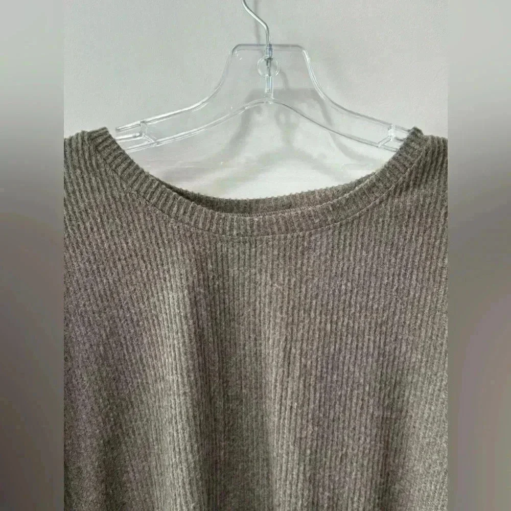 New York Laundry Crewneck Ribbed Sweater with Tie Front - Size M
